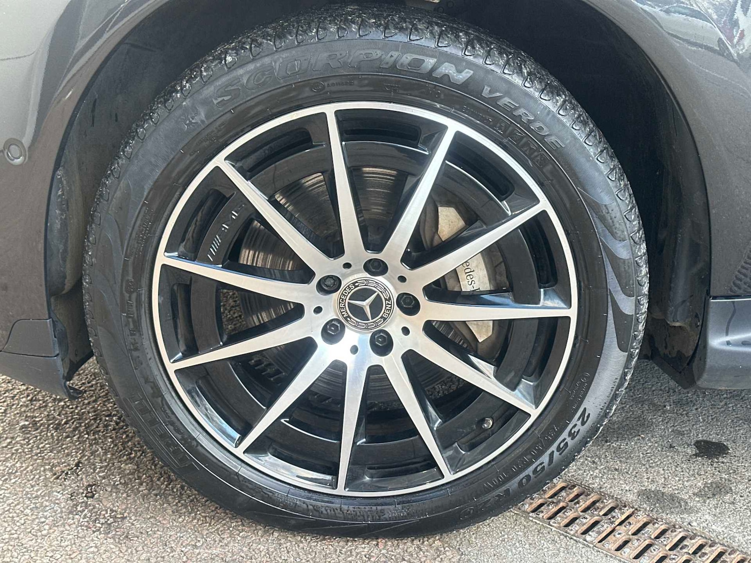 Used Mercedes-Benz EQC 2023 for sale - 76916251: Photo 8