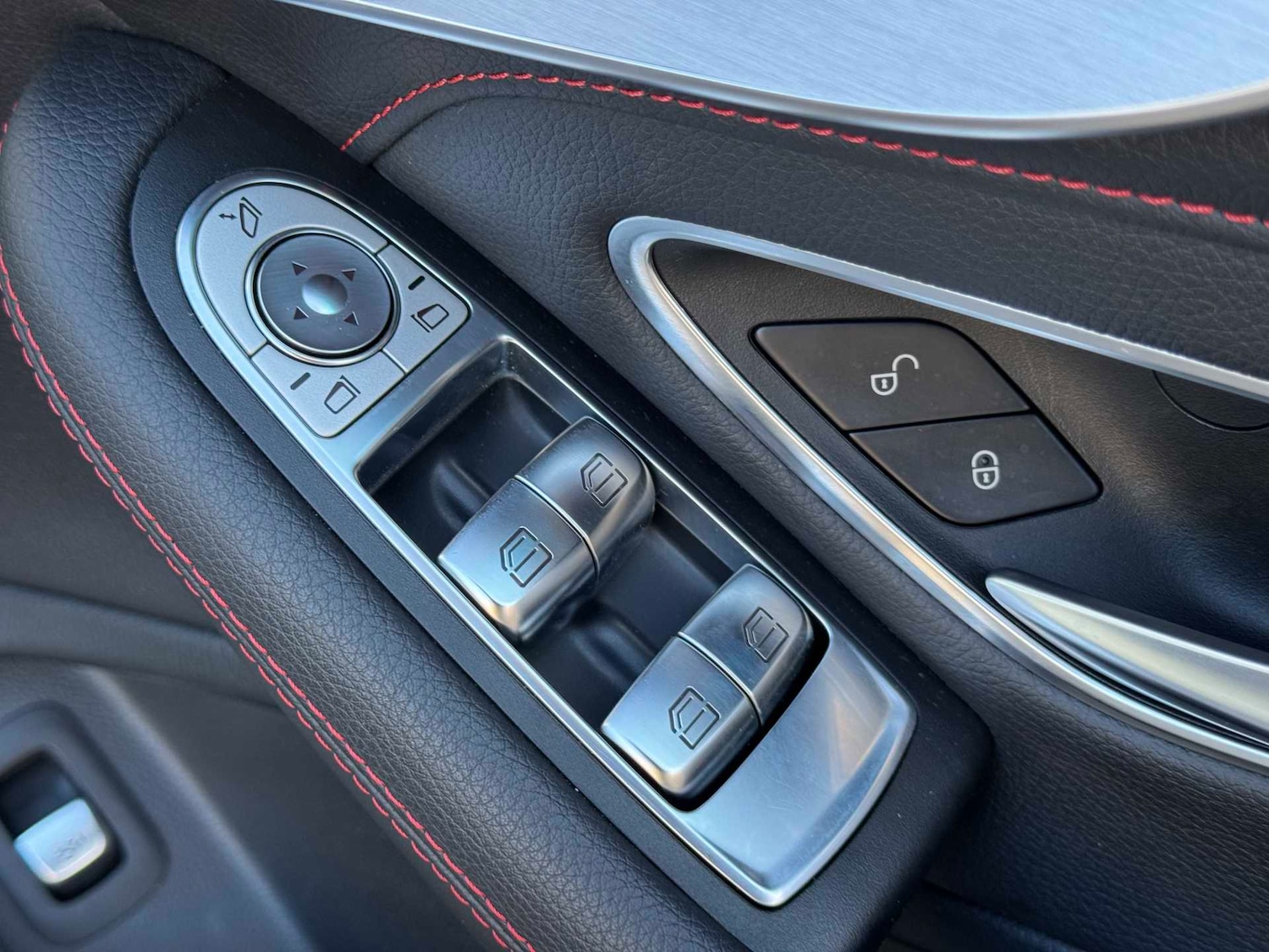 Used Mercedes-Benz C Class 2020 for sale - 76576038: Photo 30