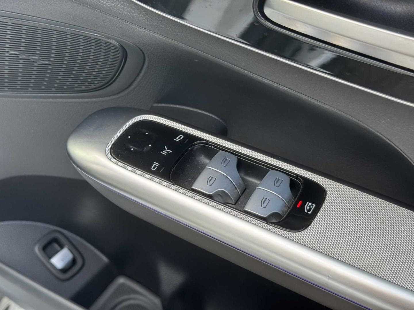 Vehicle 33