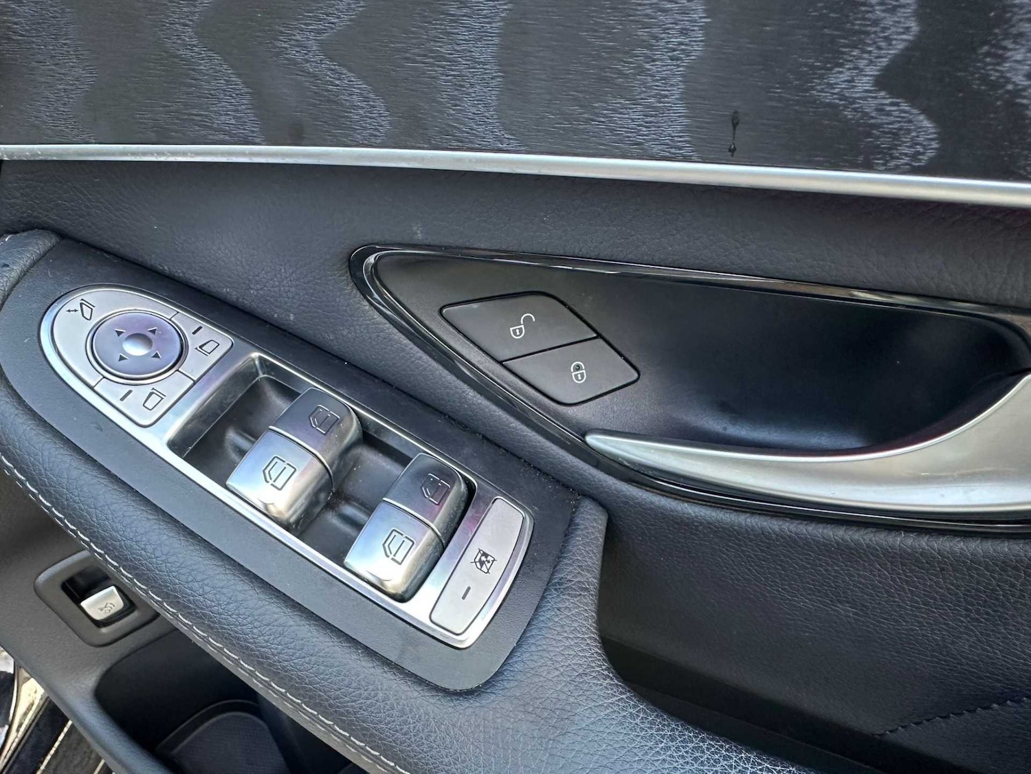 Used Mercedes-Benz GLC 2020 for sale - 77103114: Photo 26