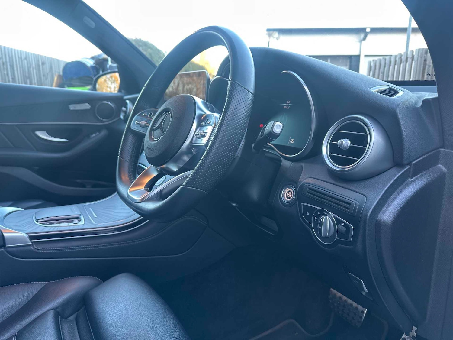 Used Mercedes-Benz GLC 2020 for sale - 76540762: Photo 11