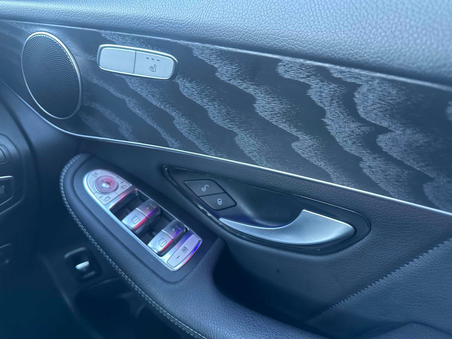 Used Mercedes-Benz GLC 2020 for sale - 76540762: Photo 19