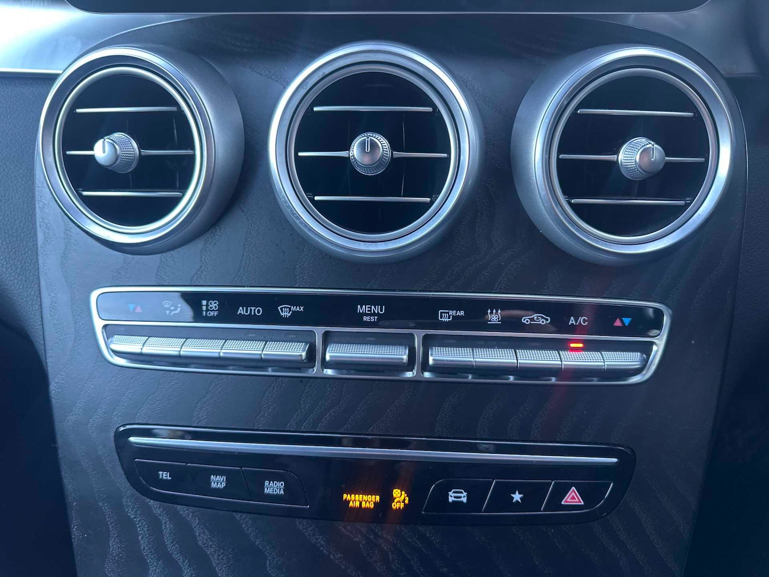 Used Mercedes-Benz GLC 2020 for sale - 76540762: Photo 22