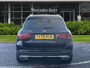 Used Mercedes-Benz GLC 2020 for sale - 76540762: Photo