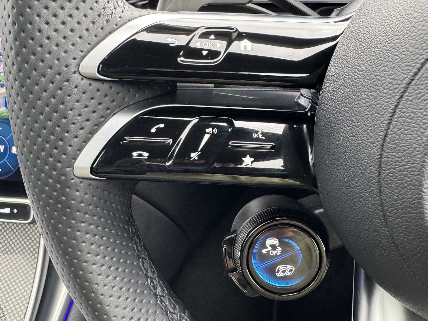 Used Mercedes-Benz GLC 2025 for sale - 77178926: Photo 35