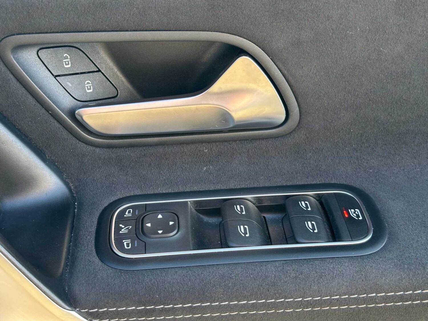 Used Mercedes-Benz A-Class 2022 for sale - 77648910: Photo 11