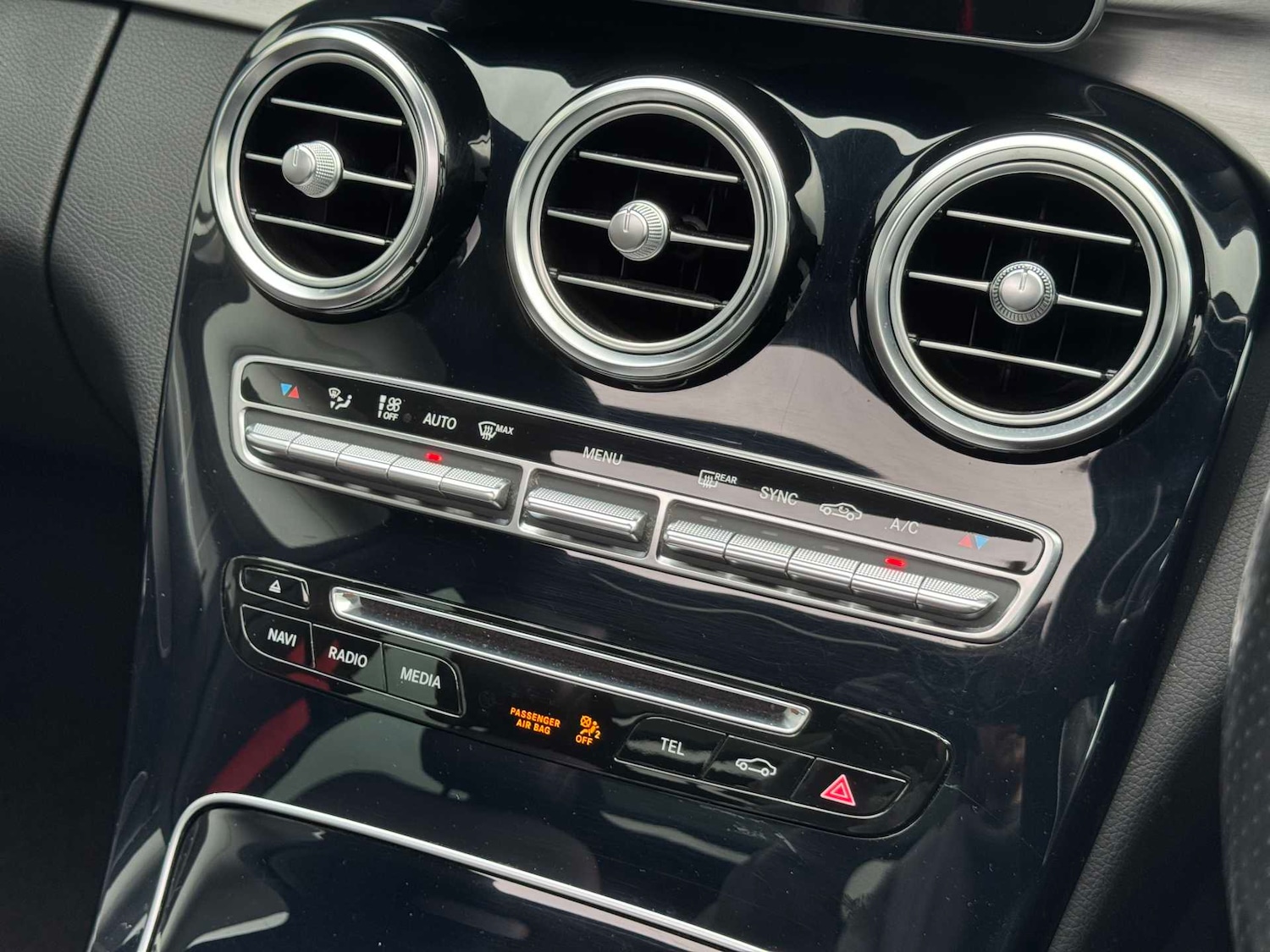 Used Mercedes-Benz C Class 2018 for sale - 77099639: Photo 33