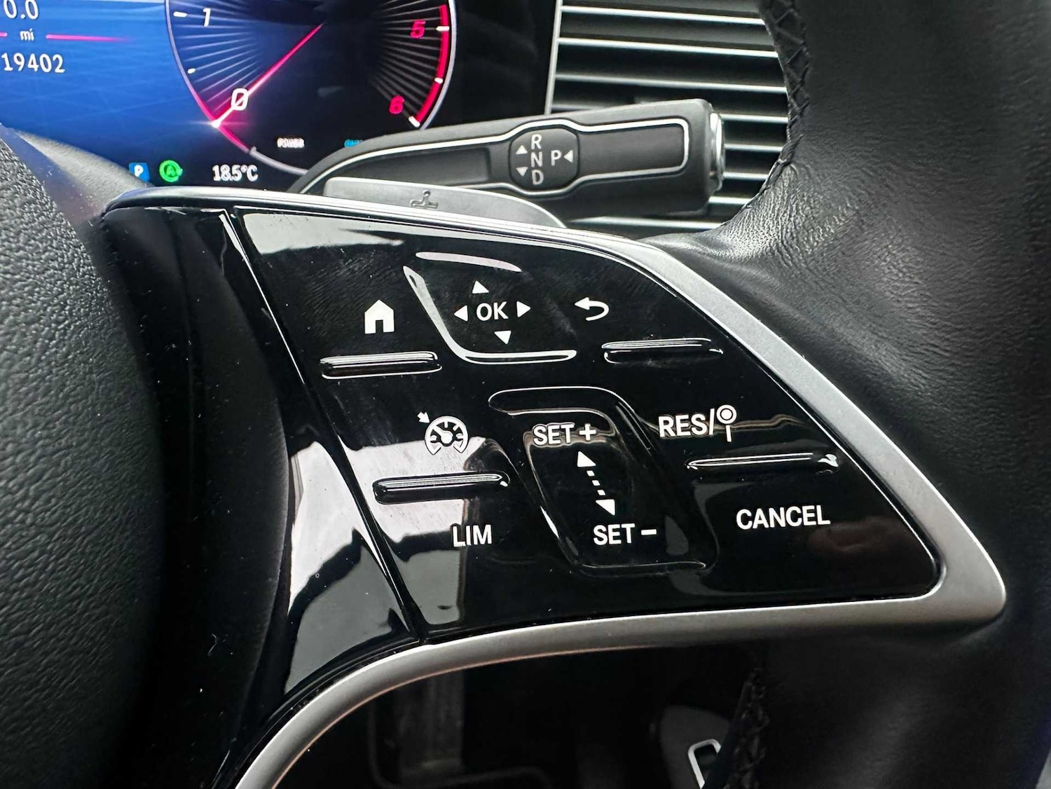 Used Mercedes-Benz GLE 2023 for sale - 76141847: Photo 30