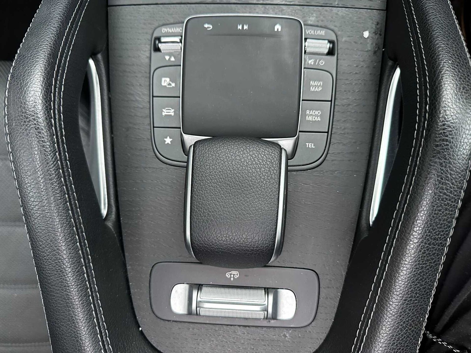 Used Mercedes-Benz GLE 2023 for sale - 76141847: Photo 31