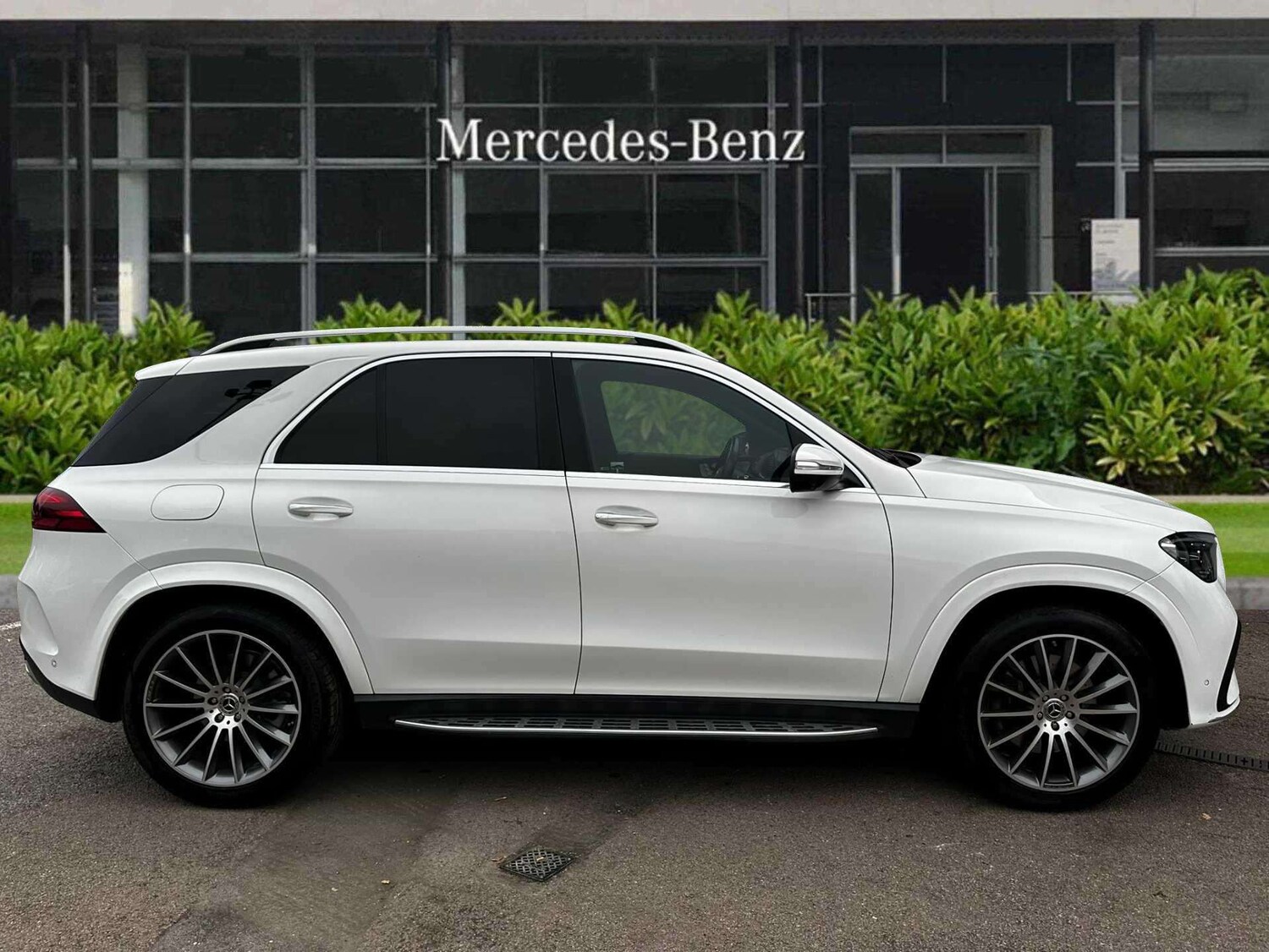 Used Mercedes-Benz GLE 2023 for sale - 76141847: Photo 4
