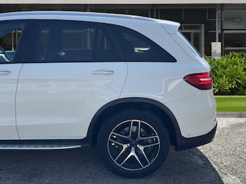 Used Mercedes-Benz GLC 2018 for sale - 75535291: Photo