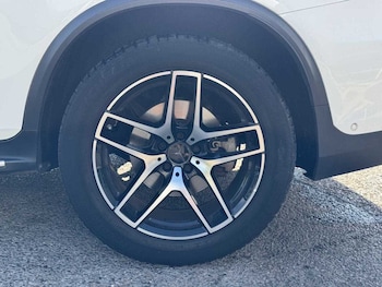 Used Mercedes-Benz GLC 2018 for sale - 75535291: Photo