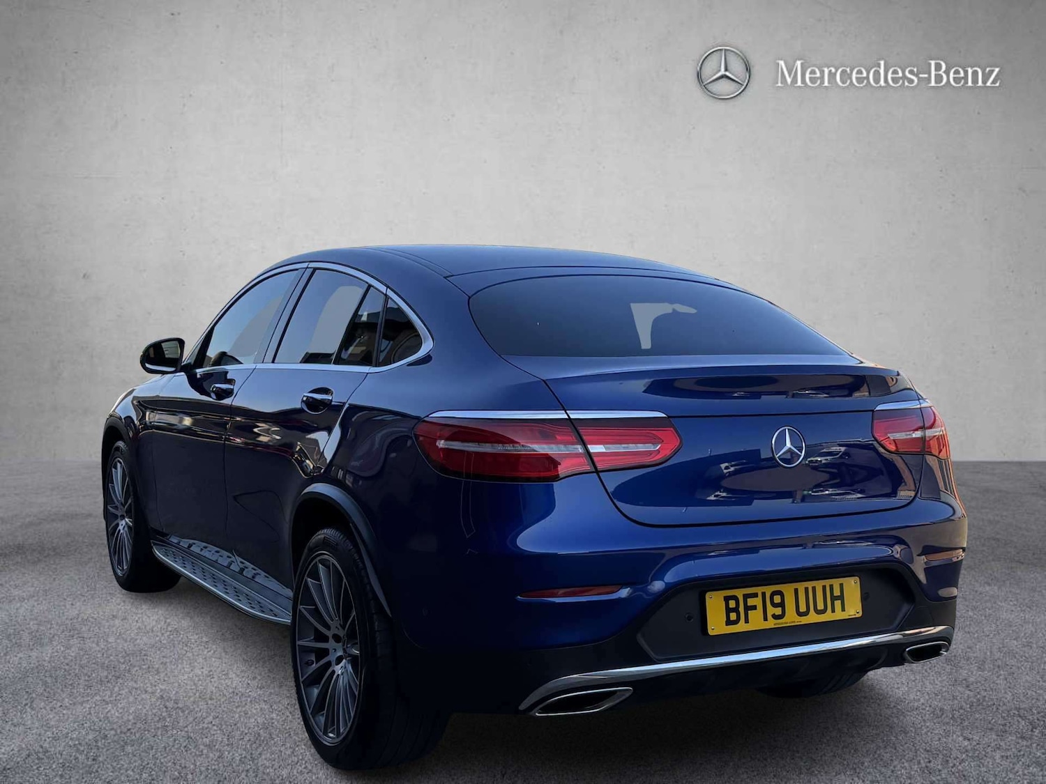 Used Mercedes-Benz GLC 2019 for sale - 77995959: Photo 2