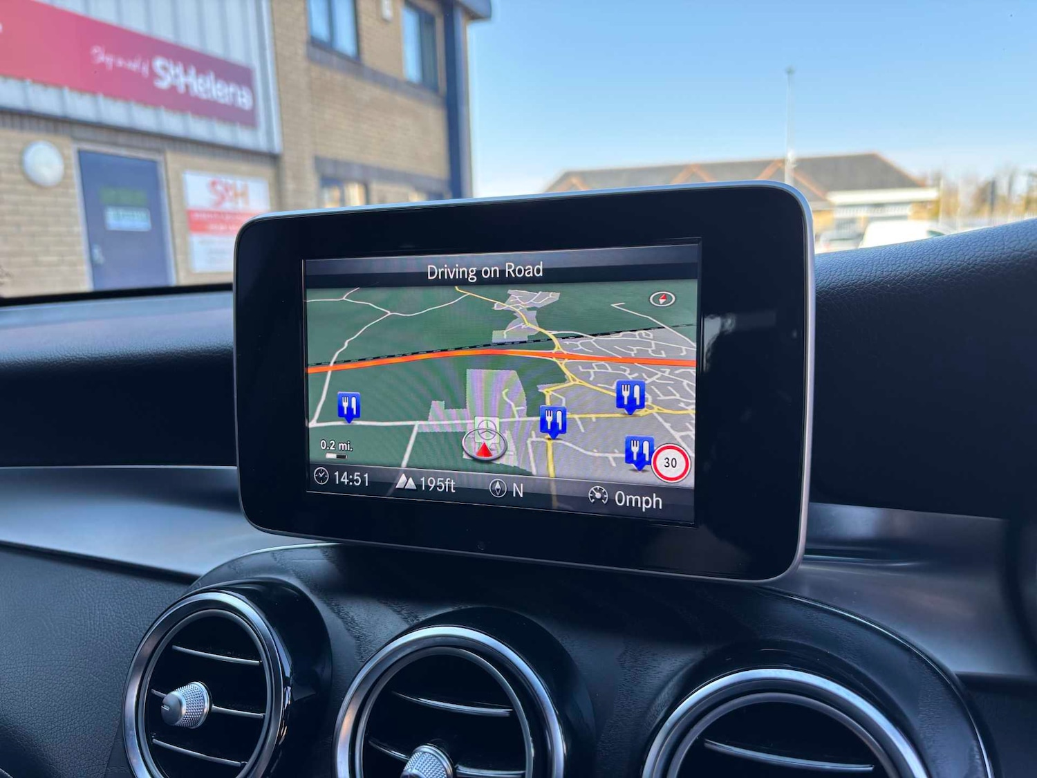 Used Mercedes-Benz GLC 2019 for sale - 77995959: Photo 35