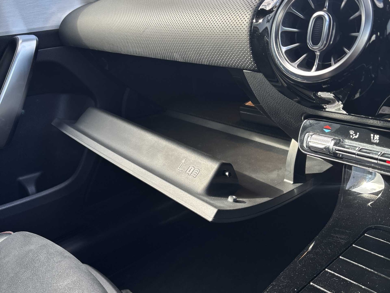 Used Mercedes-Benz A-Class 2019 for sale - 77914109: Photo 32