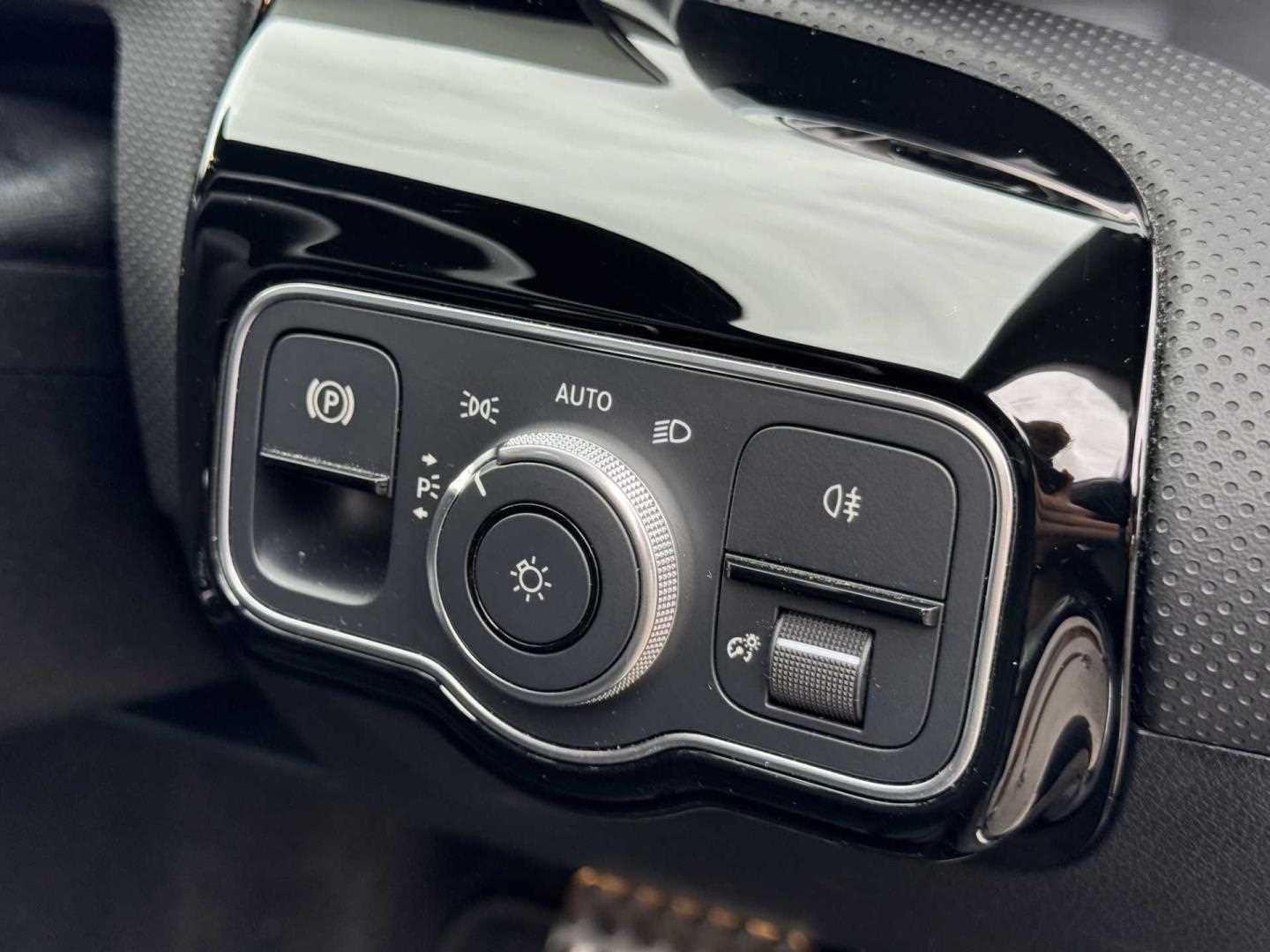 Vehicle 33
