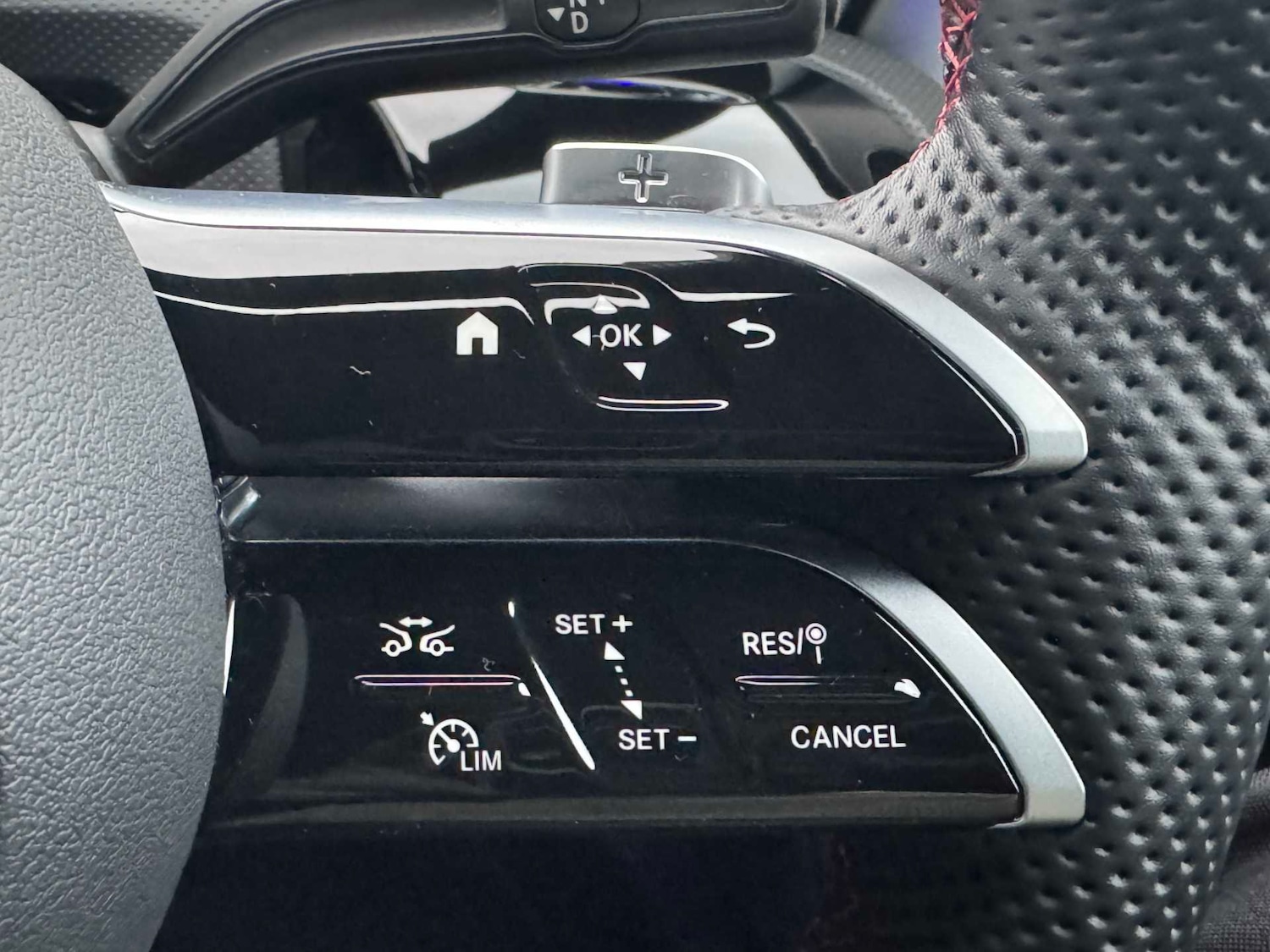 Used Mercedes-Benz CLA 2024 for sale - 76704971: Photo 35