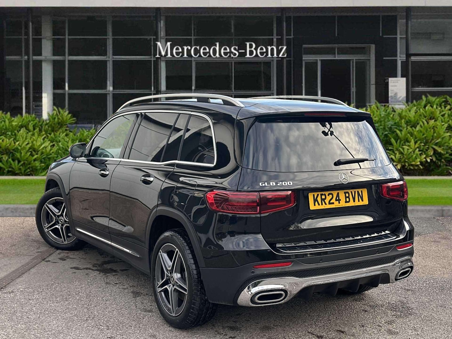 Used Mercedes-Benz GLB 2024 for sale - 76515657: Photo 2