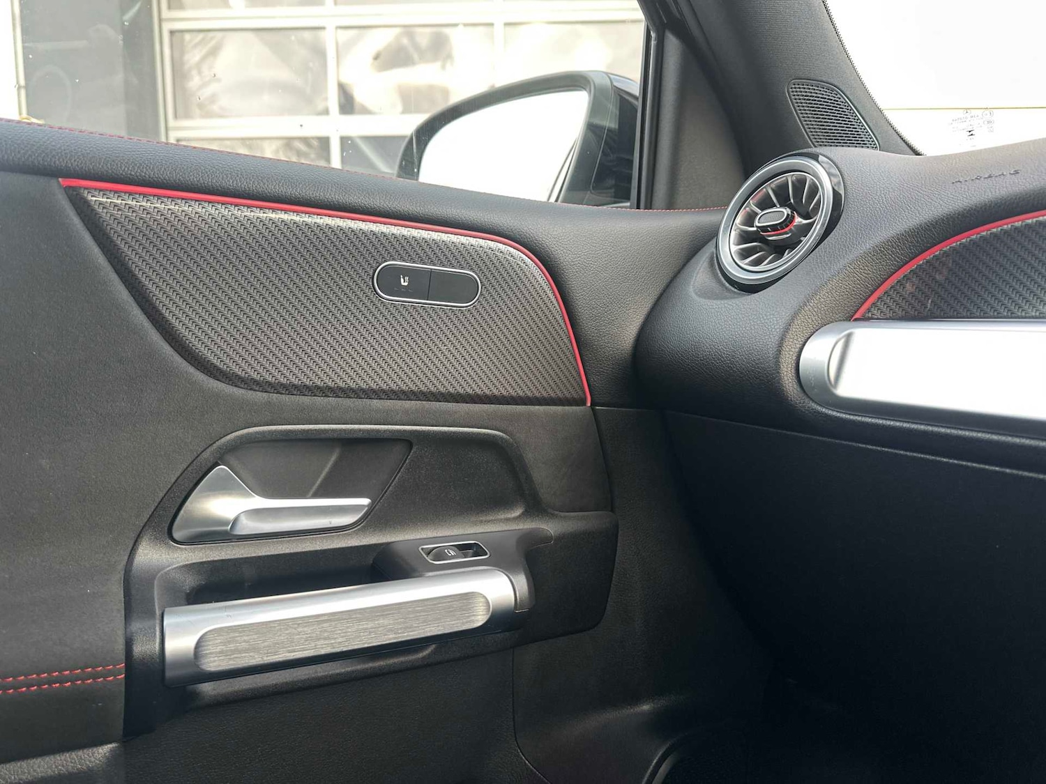 Used Mercedes-Benz GLB 2024 for sale - 76515657: Photo 22