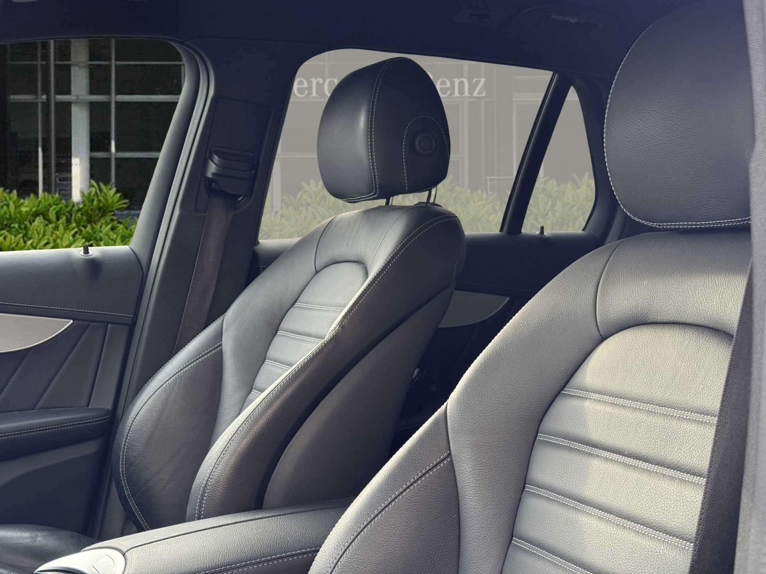 Used Mercedes-Benz GLC 2022 for sale - 76390736: Photo 16