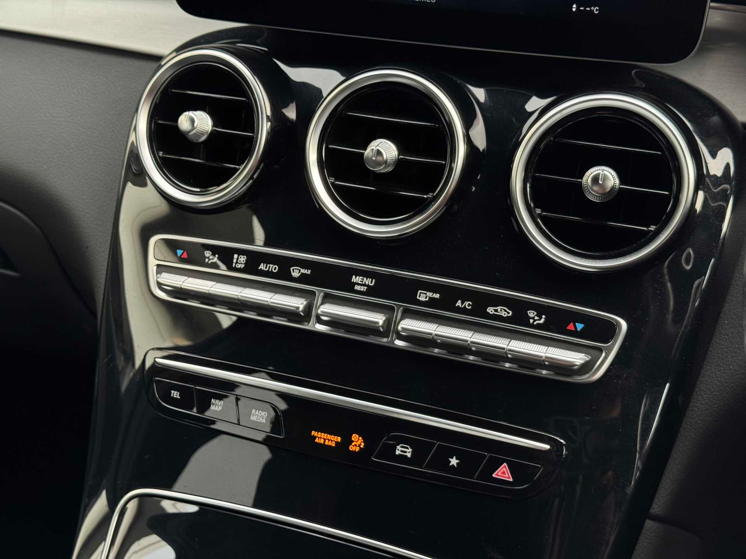 Used Mercedes-Benz GLC 2022 for sale - 76390736: Photo 33