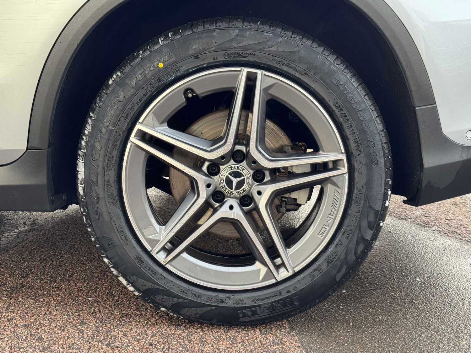 Used Mercedes-Benz GLC 2022 for sale - 76390736: Photo 4