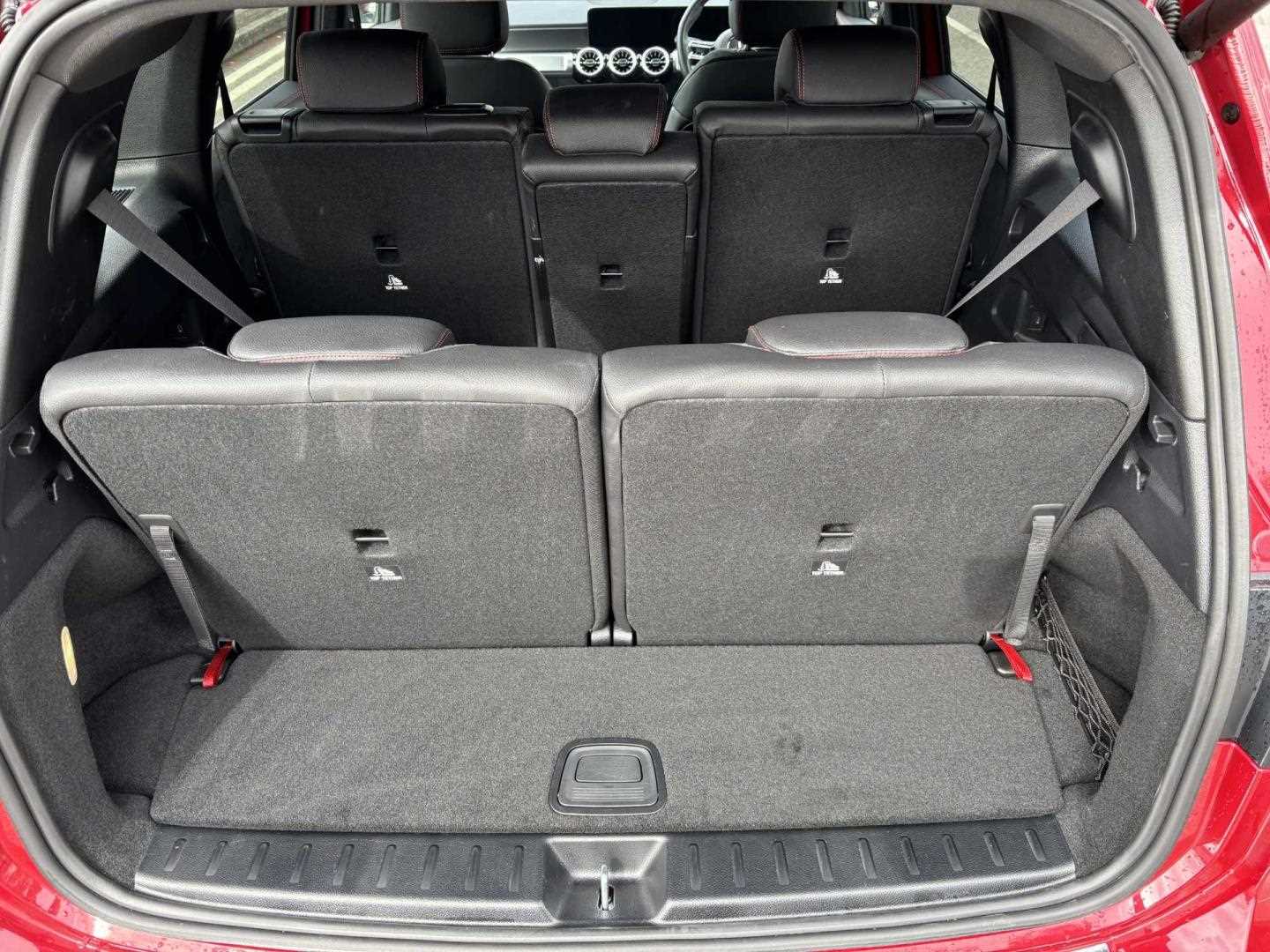 Used Mercedes-Benz GLB 2024 for sale - 76902337: Photo 11