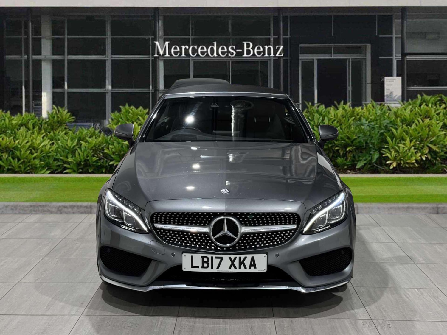 Used Mercedes-Benz C Class 2017 for sale - 76636684: Photo 2