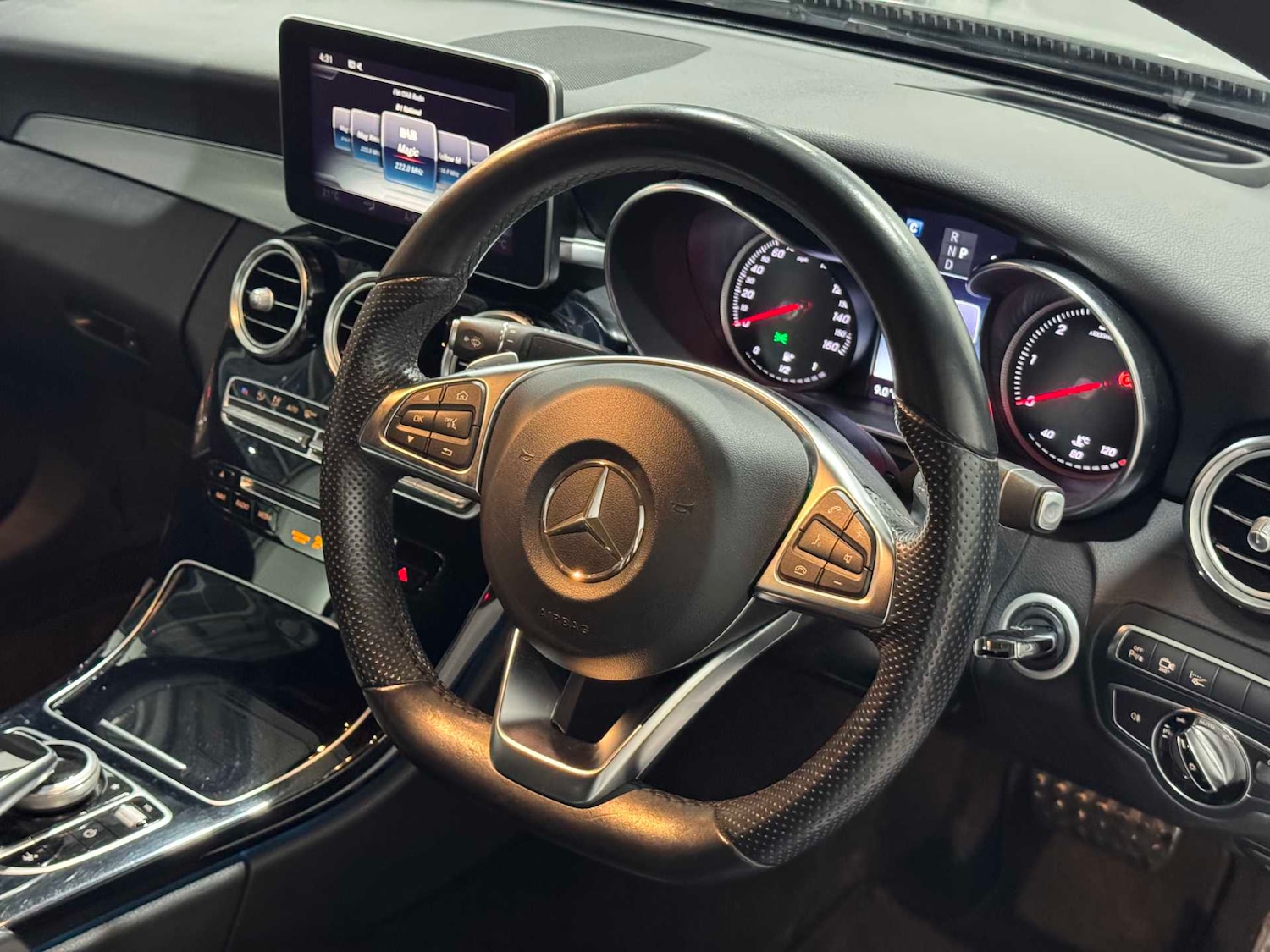 Used Mercedes-Benz C Class 2017 for sale - 76636684: Photo 30