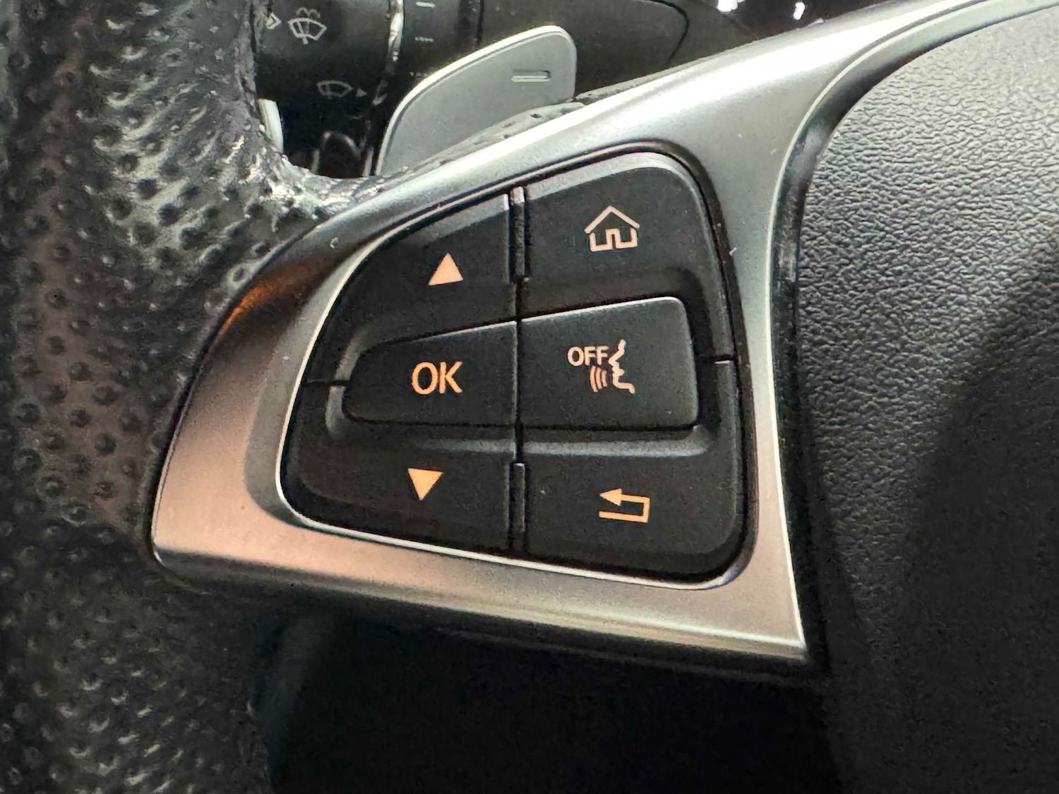 Used Mercedes-Benz C Class 2017 for sale - 76636684: Photo 34