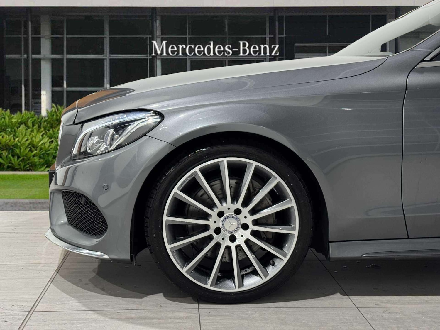 Used Mercedes-Benz C Class 2017 for sale - 76636684: Photo 4