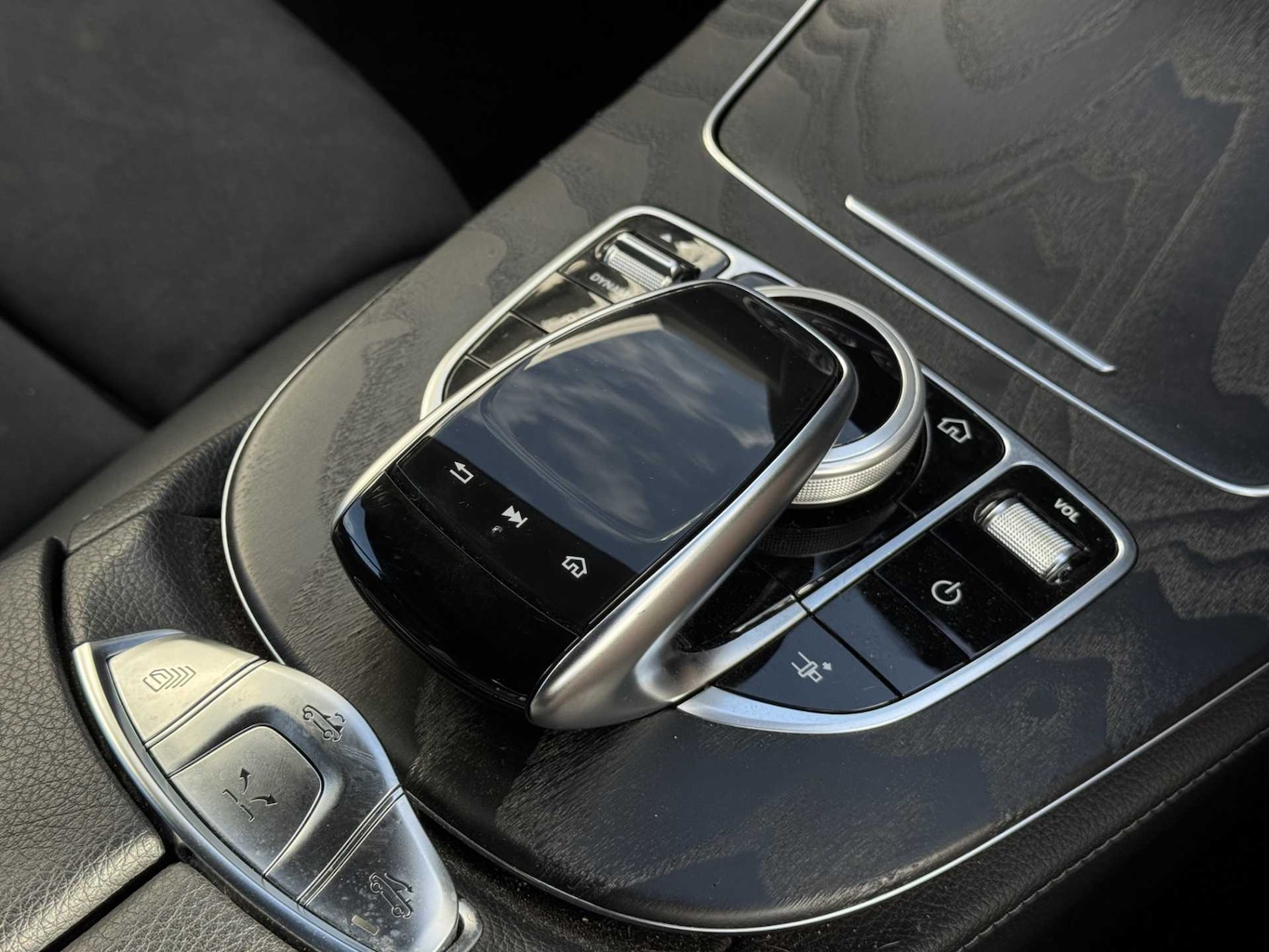 Used Mercedes-Benz E Class 2020 for sale - 75917898: Photo 33