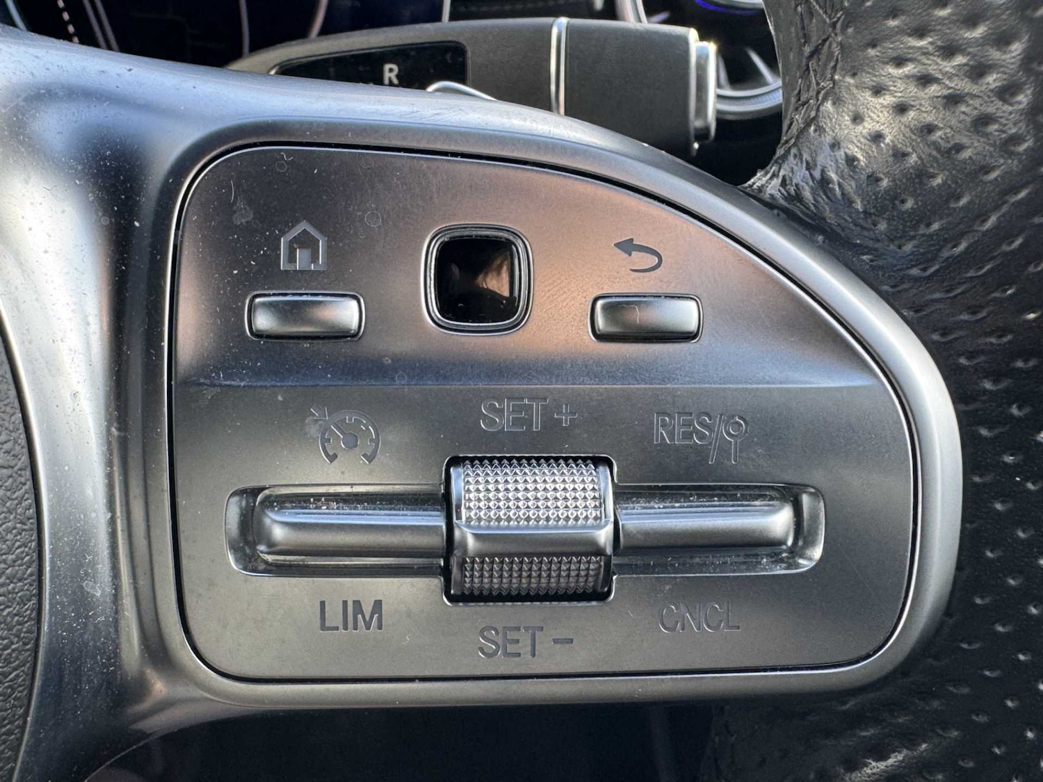 Used Mercedes-Benz E Class 2020 for sale - 75917898: Photo 35