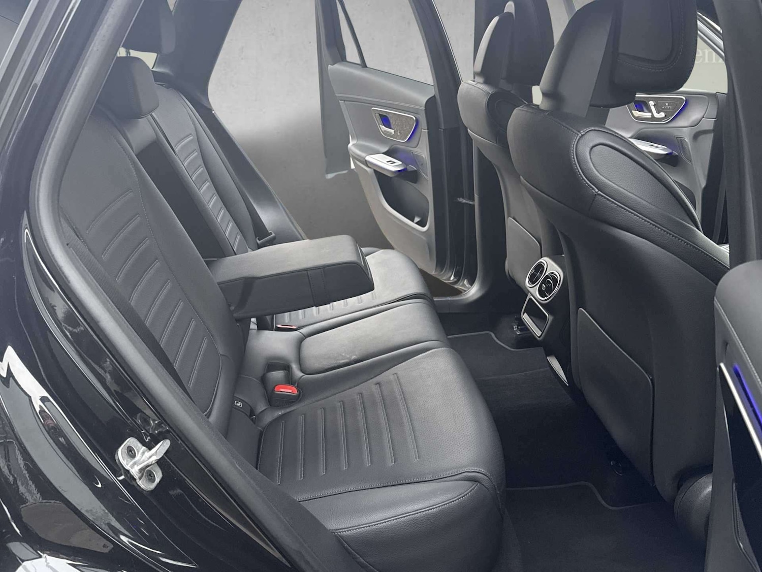 Used Mercedes-Benz GLC 2024 for sale - 77772381: Photo 26