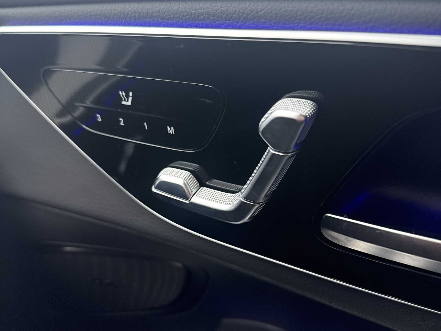 Used Mercedes-Benz GLC 2024 for sale - 77772381: Photo 29