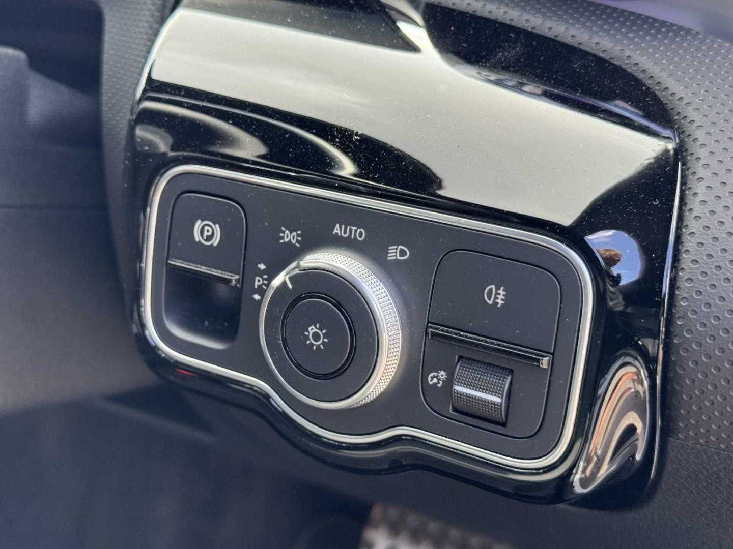 Vehicle 33