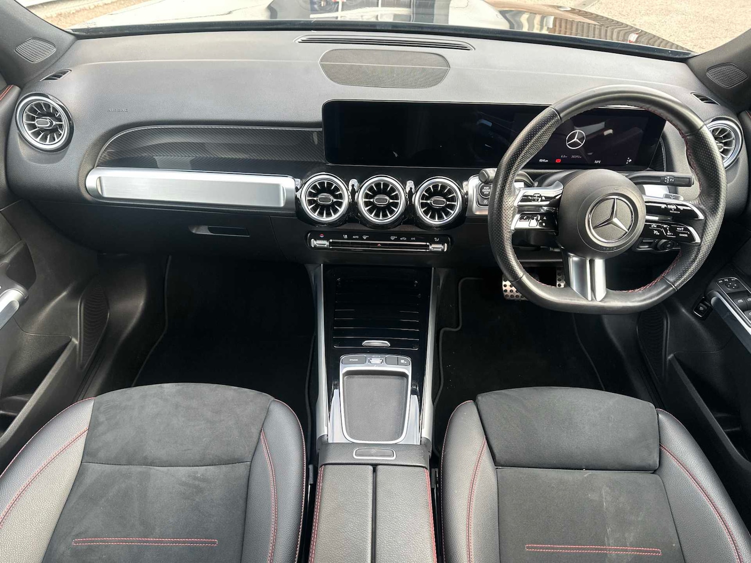 Used Mercedes-Benz GLB 2024 for sale - 77239853: Photo 13