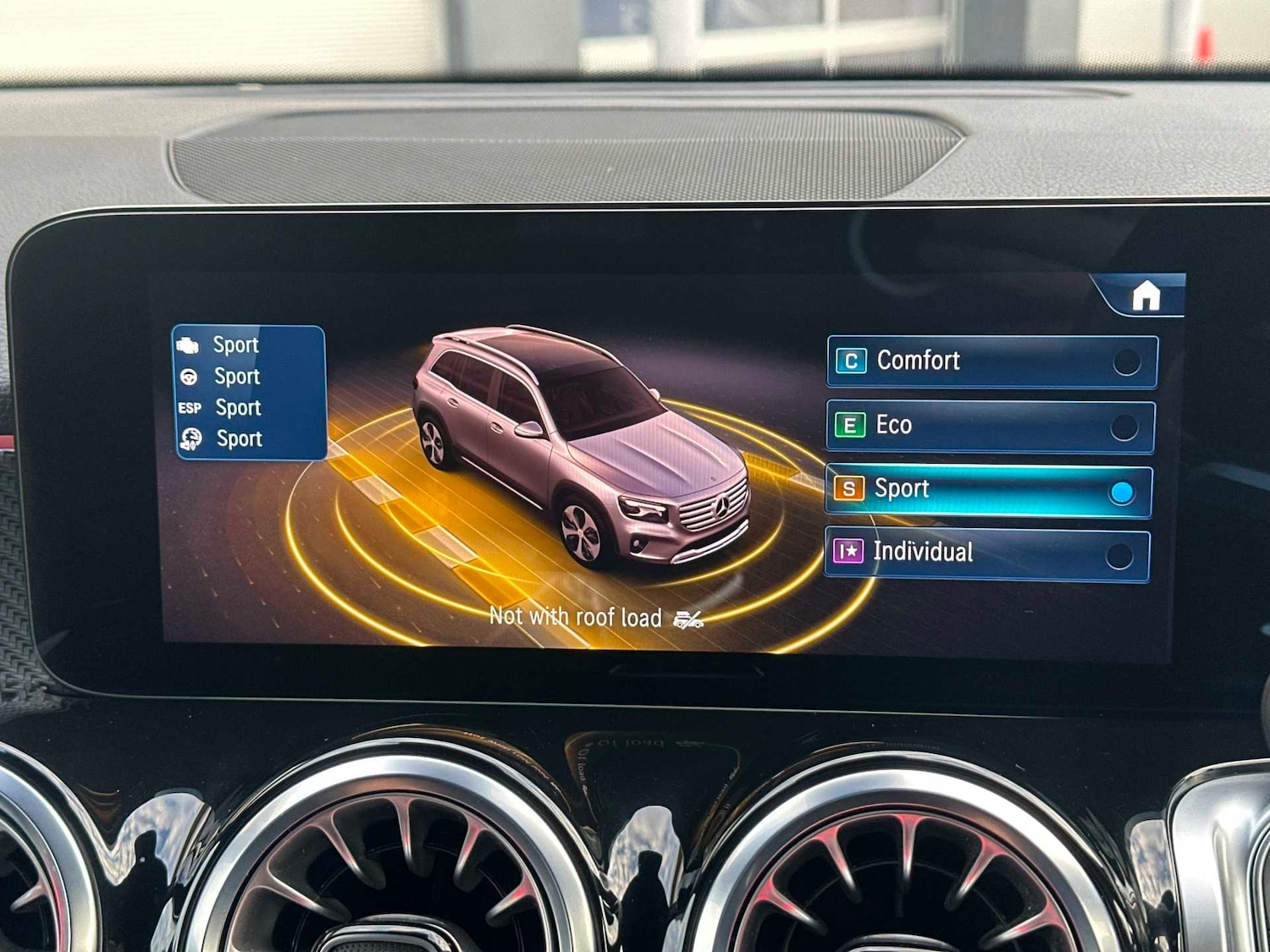 Used Mercedes-Benz GLB 2024 for sale - 77239853: Photo 30