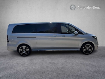 Used Mercedes-Benz V-Class 2024 for sale - 79556311: Photo