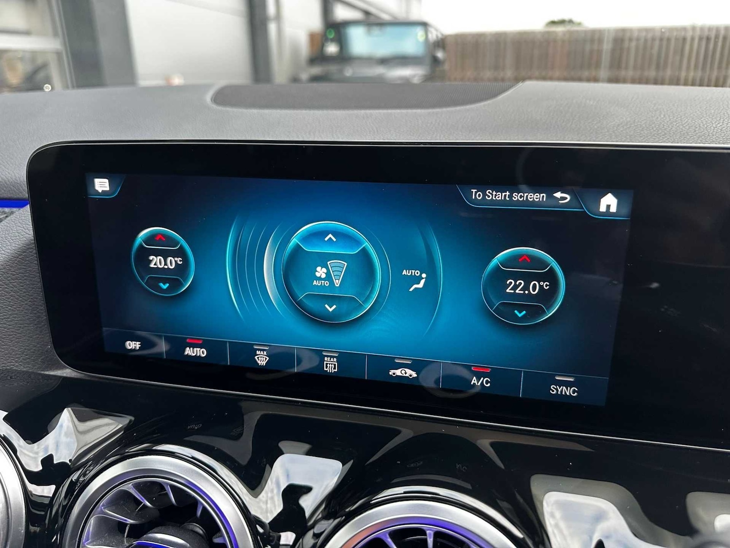 Used Mercedes-Benz GLA 2021 for sale - 76668930: Photo 17