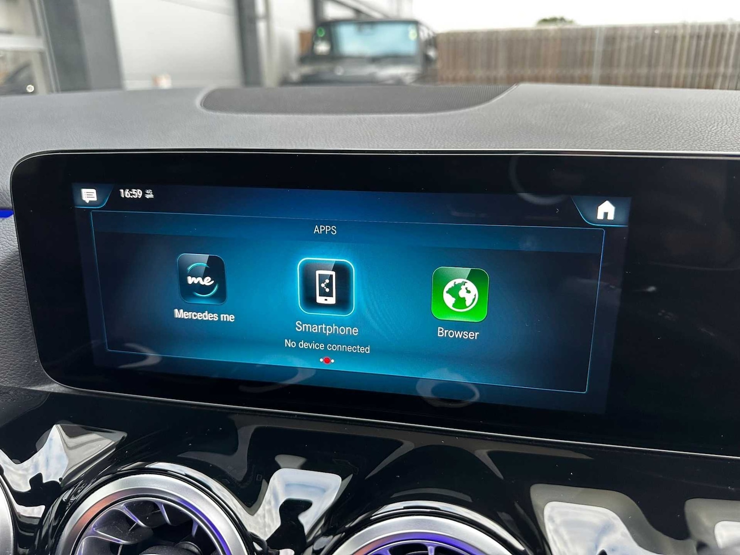 Used Mercedes-Benz GLA 2021 for sale - 76668930: Photo 20