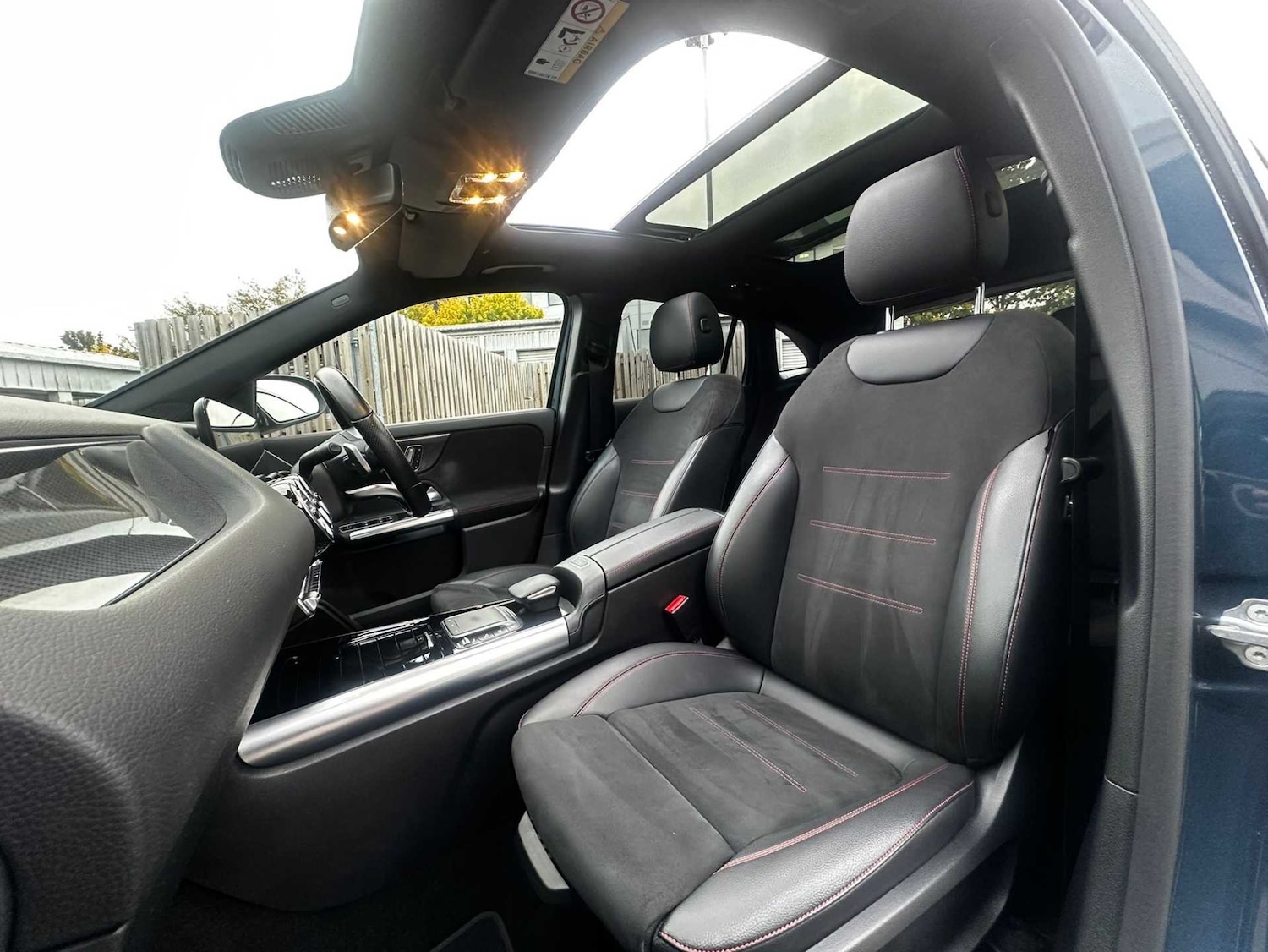 Used Mercedes-Benz GLA 2021 for sale - 76668930: Photo 35