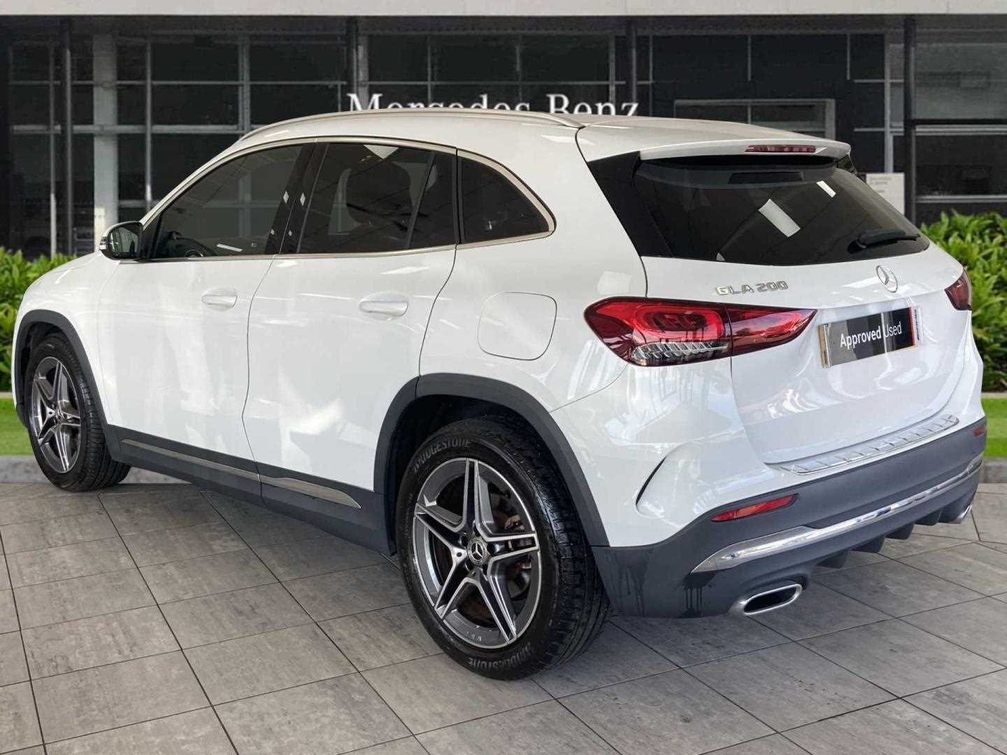 Used Mercedes-Benz GLA 2022 for sale - 76411206: Photo 3