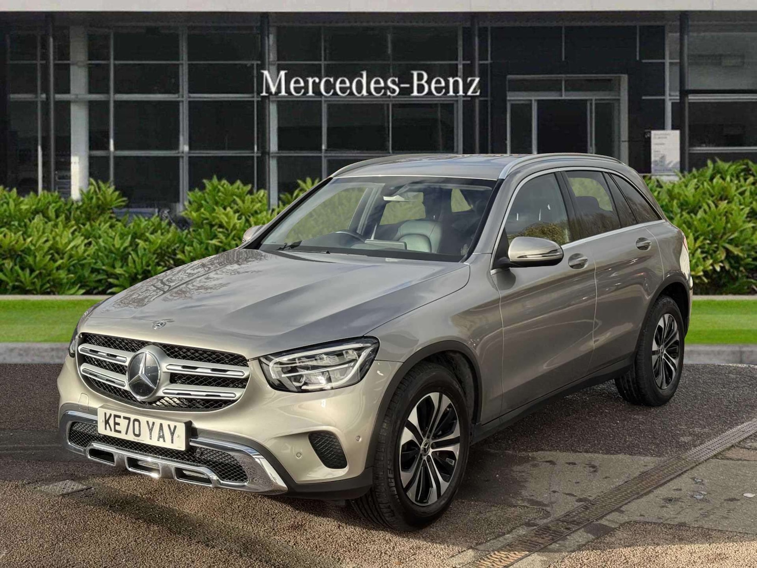 Used Mercedes-Benz GLC 2020 for sale - 76774075: Photo 3