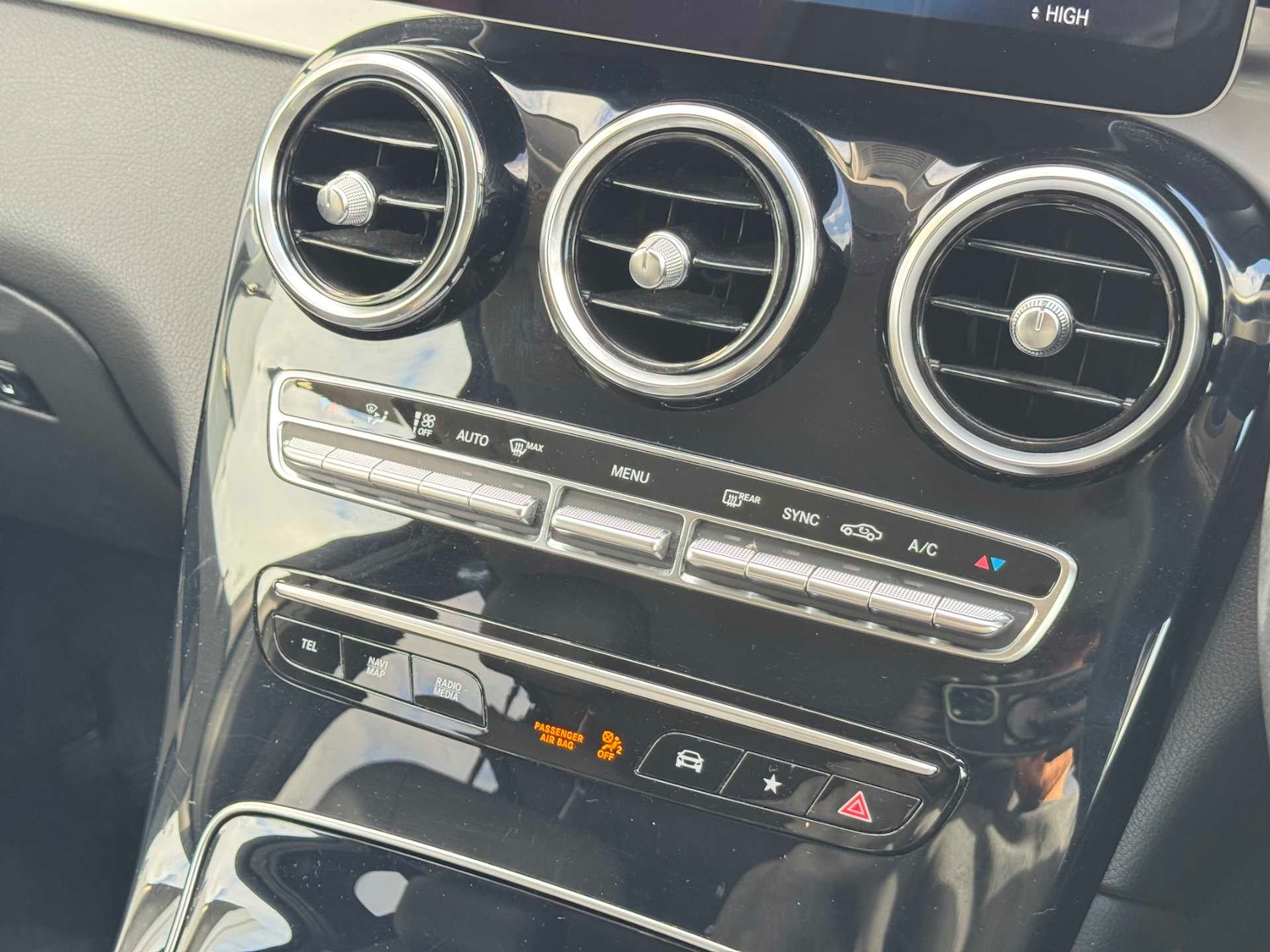 Used Mercedes-Benz GLC 2020 for sale - 76774075: Photo 33