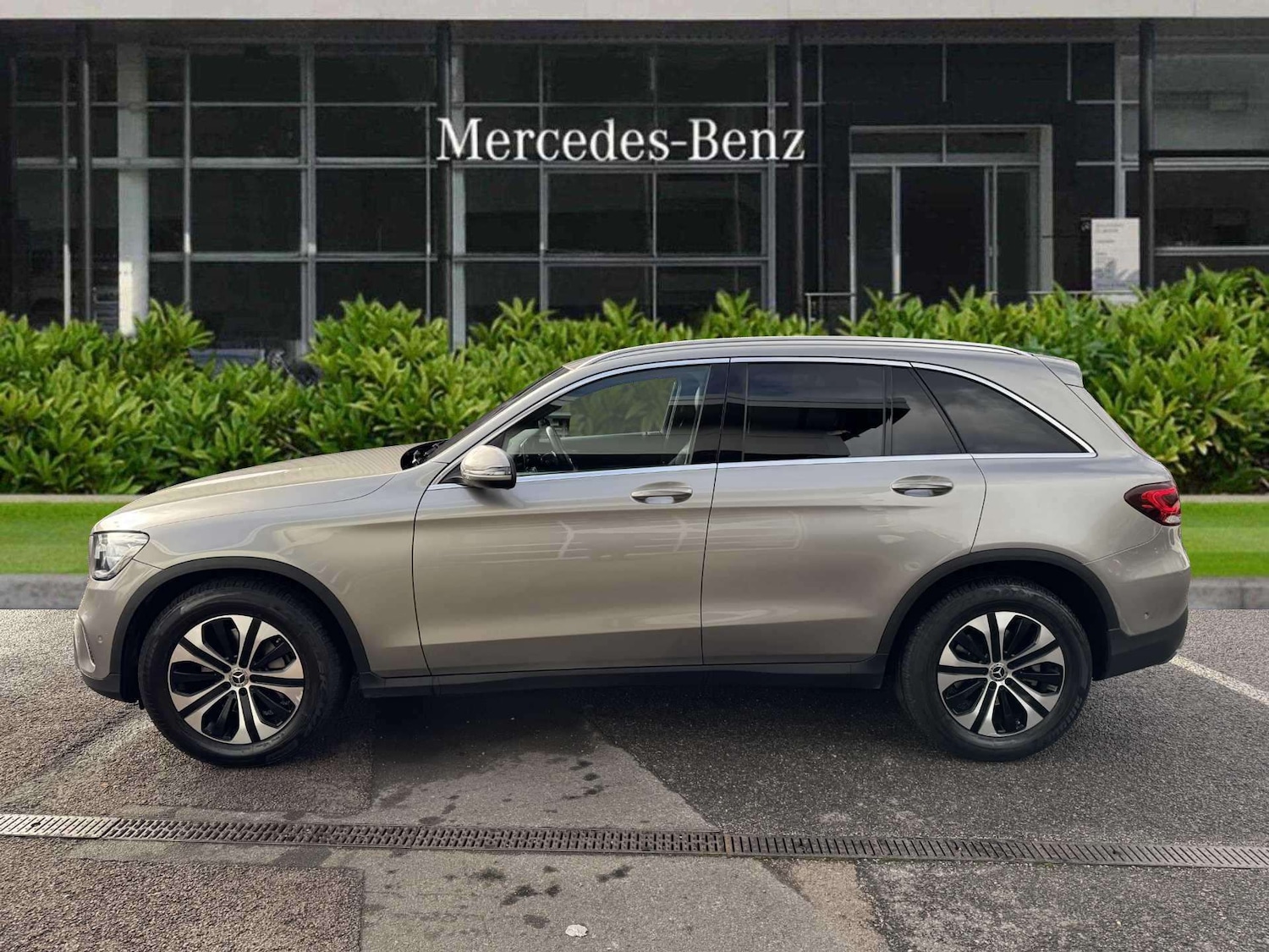 Used Mercedes-Benz GLC 2020 for sale - 76774075: Photo 5