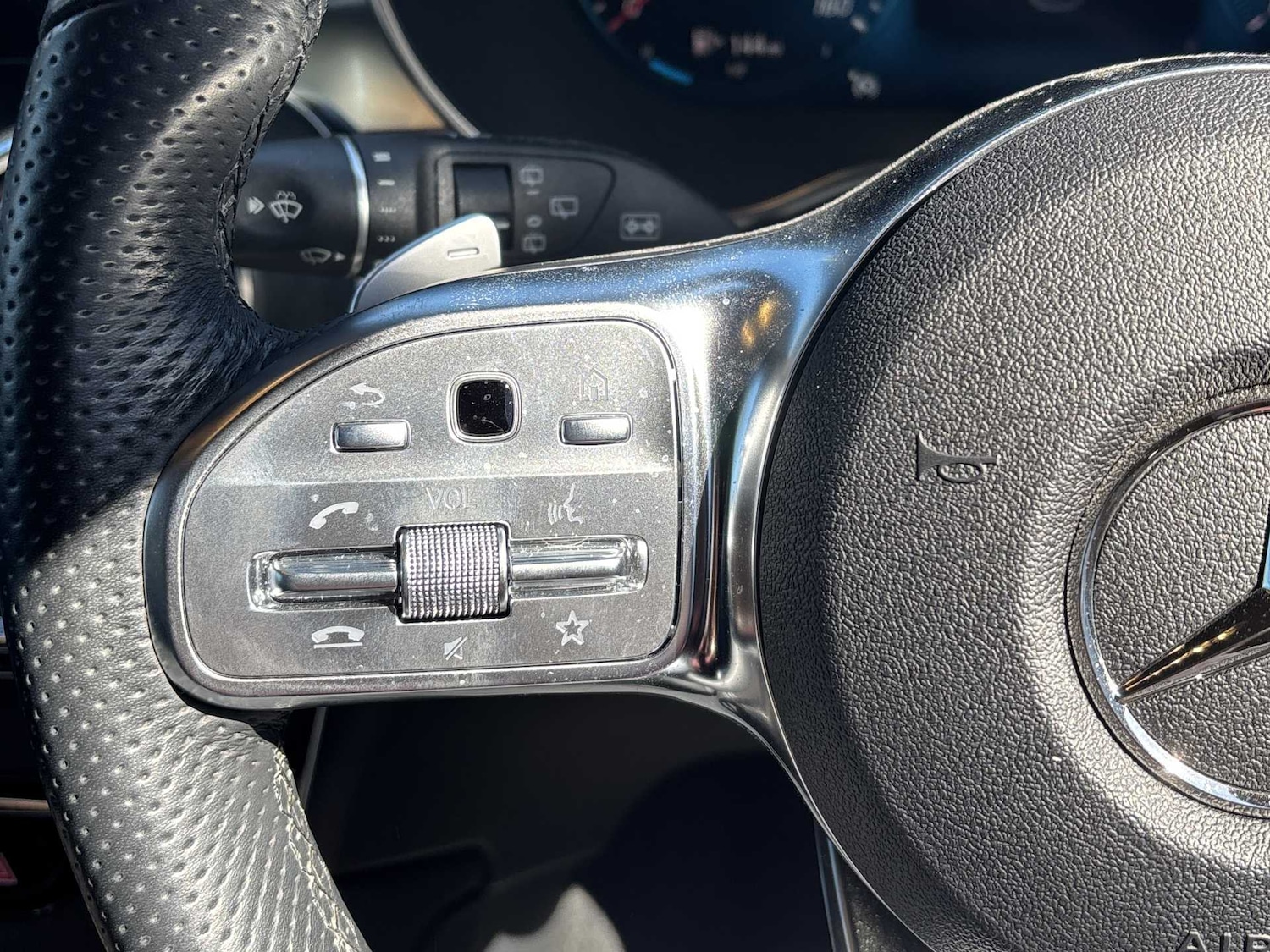 Used Mercedes-Benz GLC 2022 for sale - 78023948: Photo 15