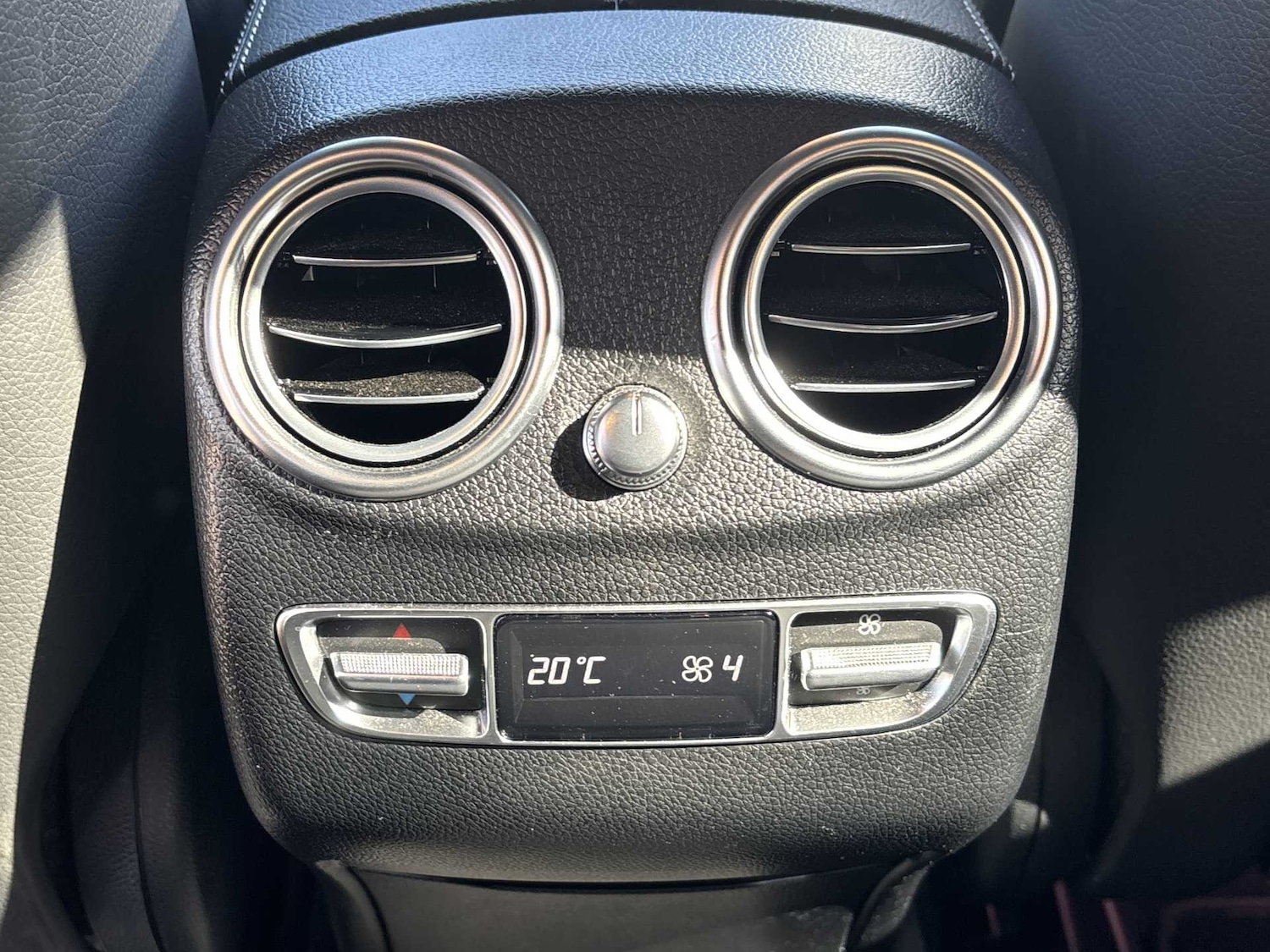 Used Mercedes-Benz GLC 2022 for sale - 78023948: Photo 22