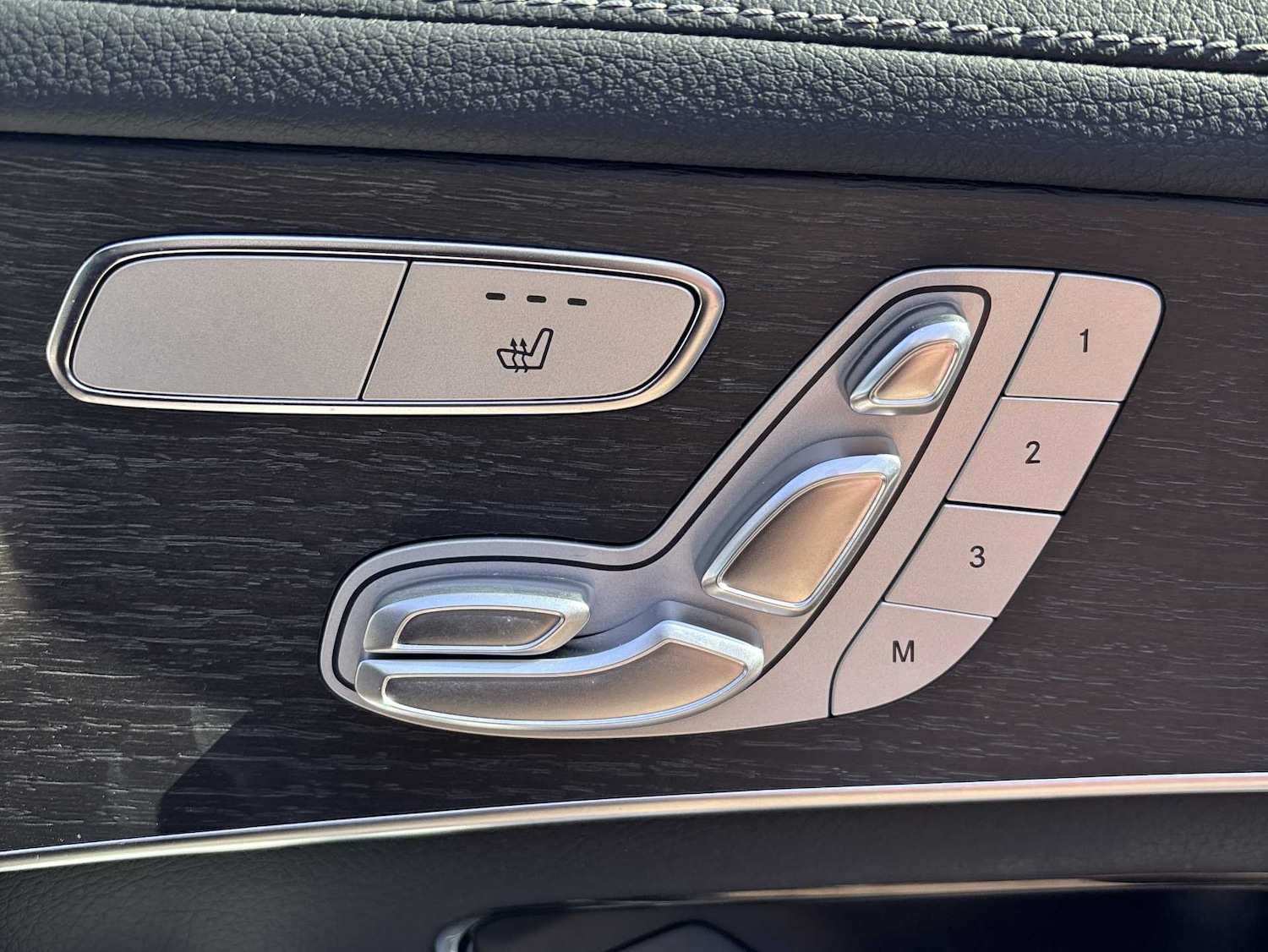 Used Mercedes-Benz GLC 2022 for sale - 78023948: Photo 26