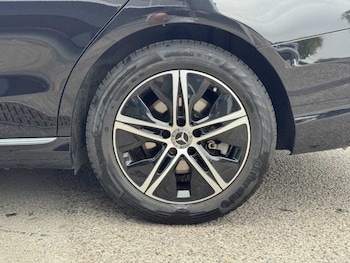 Used Mercedes-Benz C-Class 2019 for sale - 75603821: Photo